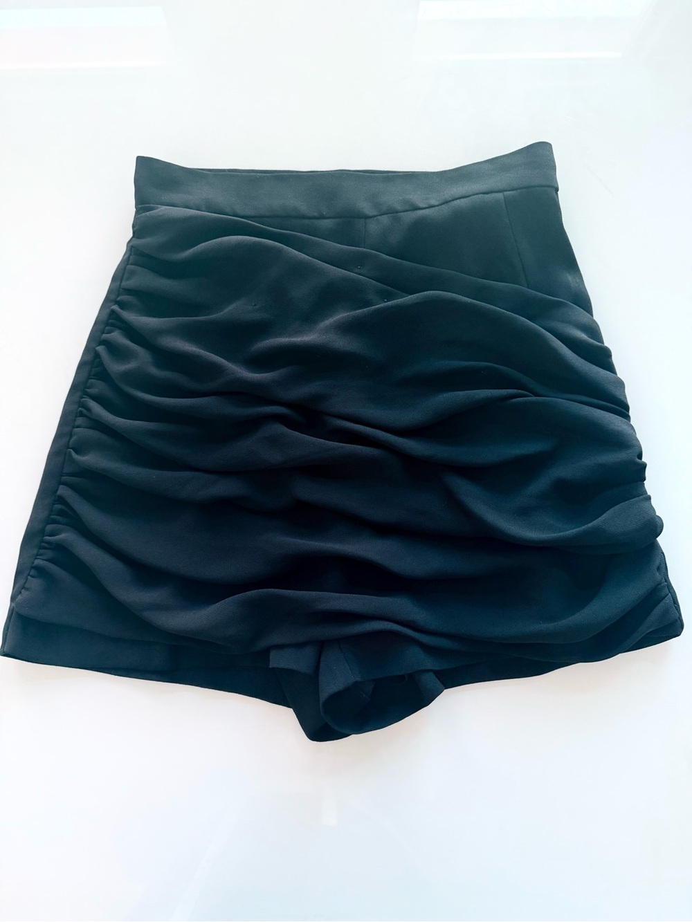 New! Sandro Paris Luiza Black Ruched Draped Skort Shorts FR 36 / US 4 - Picture 2 of 8